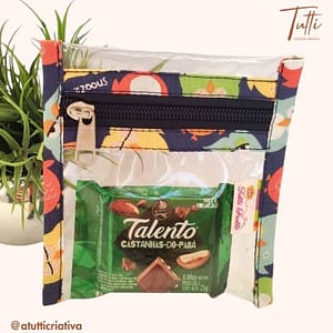 Mini Necessaire com chocolate